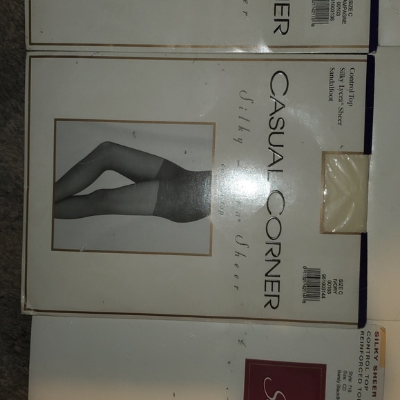 9 pairs of women's nylon/panythose- All 9wholeLot - Picture 2 of 7